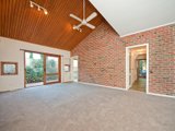 https://images.listonce.com.au/custom/160x/listings/3-molesworth-street-canterbury-vic-3126/870/01743870_img_02.jpg?8bcOleWw0dI