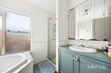 https://images.listonce.com.au/custom/160x/listings/3-monash-court-whittington-vic-3219/647/01914647_img_07.jpg?RP7gD0peGV4