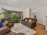 https://images.listonce.com.au/custom/160x/listings/3-montgomery-street-castlemaine-vic-3450/300/00964300_img_03.jpg?fCkGjxUCC-s