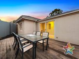 https://images.listonce.com.au/custom/160x/listings/3-moore-avenue-croydon-vic-3136/551/01525551_img_13.jpg?_6CkKJia43M