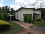 https://images.listonce.com.au/custom/160x/listings/3-murphy-street-castlemaine-vic-3450/282/00616282_img_01.jpg?zvQklhSEqsE