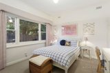 https://images.listonce.com.au/custom/160x/listings/3-musk-street-blackburn-vic-3130/412/00895412_img_12.jpg?HrlnA2Fj144