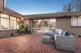 https://images.listonce.com.au/custom/160x/listings/3-napier-court-mount-waverley-vic-3149/584/01566584_img_12.jpg?J-1roikCEn4