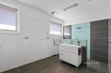 https://images.listonce.com.au/custom/160x/listings/3-nareen-court-burwood-east-vic-3151/334/01629334_img_05.jpg?cnKL-ld4NHo