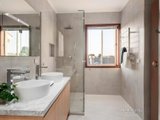 https://images.listonce.com.au/custom/160x/listings/3-nightingale-close-donvale-vic-3111/133/01705133_img_10.jpg?ZG5vta7qRF4