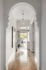 https://images.listonce.com.au/custom/160x/listings/3-palermo-street-south-yarra-vic-3141/951/01500951_img_03.jpg?Aiq-Kc-xeeg