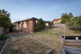 https://images.listonce.com.au/custom/160x/listings/3-para-court-doncaster-vic-3108/557/01606557_img_16.jpg?njG6P8udDVI