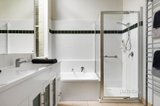 https://images.listonce.com.au/custom/160x/listings/3-park-road-middle-park-vic-3206/093/01981093_img_10.jpg?55Z-sPCAJ04