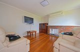 https://images.listonce.com.au/custom/160x/listings/3-pemberley-drive-notting-hill-vic-3168/057/01718057_img_02.jpg?rTGHTEVwGiw