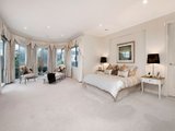 https://images.listonce.com.au/custom/160x/listings/3-percy-street-balwyn-vic-3103/042/01684042_img_08.jpg?6fdnxQSyKxU