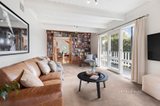 https://images.listonce.com.au/custom/160x/listings/3-perrins-street-daylesford-vic-3460/074/01366074_img_08.jpg?SI7C8Z-0NKw