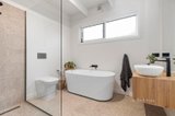https://images.listonce.com.au/custom/160x/listings/3-perrins-street-daylesford-vic-3460/128/01896128_img_15.jpg?AJbruXksqvs