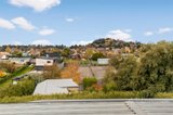 https://images.listonce.com.au/custom/160x/listings/3-perrins-street-daylesford-vic-3460/128/01896128_img_18.jpg?iuPjbNrBHJc