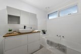 https://images.listonce.com.au/custom/160x/listings/3-pickn-pan-way-warrandyte-vic-3113/896/00851896_img_07.jpg?1llBwbfIWSM