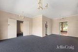 https://images.listonce.com.au/custom/160x/listings/3-powlett-street-heidelberg-vic-3084/375/01846375_img_04.jpg?14uURcTrWTE