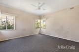 https://images.listonce.com.au/custom/160x/listings/3-powlett-street-heidelberg-vic-3084/375/01846375_img_07.jpg?4sfBrIFkXLw