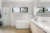 https://images.listonce.com.au/custom/160x/listings/3-quentin-way-eltham-vic-3095/994/01858994_img_11.jpg?8u--lsf3OY0