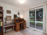 https://images.listonce.com.au/custom/160x/listings/3-raleigh-street-seville-vic-3139/185/01524185_img_08.jpg?8IASEQ_v76E