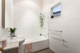 https://images.listonce.com.au/custom/160x/listings/3-raleigh-street-thornbury-vic-3071/025/00688025_img_07.jpg?KBsz3OZKNho