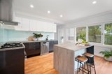 https://images.listonce.com.au/custom/160x/listings/3-redan-street-newington-vic-3350/827/01040827_img_05.jpg?trYr8R_Ay4s