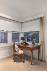 https://images.listonce.com.au/custom/160x/listings/3-riverside-drive-kew-east-vic-3102/865/00884865_img_05.jpg?jCdY1YA6WgM