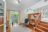 https://images.listonce.com.au/custom/160x/listings/3-rosalind-crescent-blackburn-vic-3130/559/01356559_img_03.jpg?2UZsjtHia68