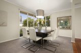 https://images.listonce.com.au/custom/160x/listings/3-rosebank-avenue-strathmore-vic-3041/676/00857676_img_04.jpg?T-A02kVaVUE