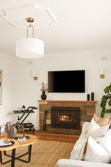 https://images.listonce.com.au/custom/160x/listings/3-roseberry-avenue-chelsea-vic-3196/903/01929903_img_04.jpg?GyO8JlU2T_M
