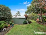 https://images.listonce.com.au/custom/160x/listings/3-royal-avenue-wandin-north-vic-3139/969/01524969_img_18.jpg?nWCSVBzn0es