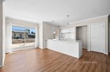 https://images.listonce.com.au/custom/160x/listings/3-ruskis-place-newstead-vic-3462/559/01602559_img_04.jpg?mwGtwtUwObA