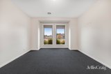 https://images.listonce.com.au/custom/160x/listings/3-samoth-court-miners-rest-vic-3352/202/01935202_img_06.jpg?Pv-O8aJ4pL4