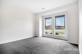 https://images.listonce.com.au/custom/160x/listings/3-samoth-court-miners-rest-vic-3352/237/01909237_img_03.jpg?0WnxYROcHbc