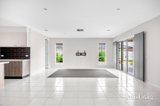 https://images.listonce.com.au/custom/160x/listings/3-samoth-court-miners-rest-vic-3352/237/01909237_img_09.jpg?Lt_Codb3RXU