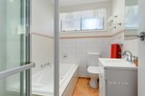 https://images.listonce.com.au/custom/160x/listings/3-selina-avenue-mooroolbark-vic-3138/043/01113043_img_08.jpg?hwMDnjEHZtQ