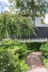 https://images.listonce.com.au/custom/160x/listings/3-sercombe-grove-hawthorn-vic-3122/023/01183023_img_07.jpg?yJpd1YbnQhQ