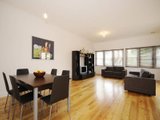 https://images.listonce.com.au/custom/160x/listings/3-shannon-avenue-hamlyn-heights-vic-3215/132/01699132_img_04.jpg?MCsn-Ol9uMU
