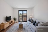 https://images.listonce.com.au/custom/160x/listings/3-sheoak-crescent-doncaster-east-vic-3109/646/01619646_img_09.jpg?FtyuejIZCYc