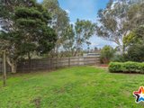 https://images.listonce.com.au/custom/160x/listings/3-sierra-place-chirnside-park-vic-3116/941/01524941_img_13.jpg?WquVAef5exk