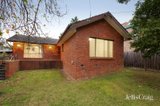 https://images.listonce.com.au/custom/160x/listings/3-simmons-court-greensborough-vic-3088/485/01950485_img_01.jpg?h9HeFej93rM