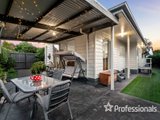 https://images.listonce.com.au/custom/160x/listings/3-smithacres-road-montrose-vic-3765/742/01525742_img_14.jpg?utKXZs4M7i8