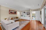 https://images.listonce.com.au/custom/160x/listings/3-st-james-avenue-mont-albert-vic-3127/267/01648267_img_02.jpg?ef-qTstY7W8