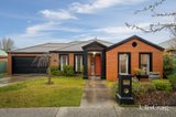 https://images.listonce.com.au/custom/160x/listings/3-st-swindons-avenue-lake-gardens-vic-3355/334/01771334_img_01.jpg?u-aOrF_n7Bo