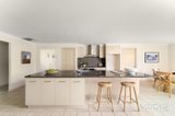 https://images.listonce.com.au/custom/160x/listings/3-st-swindons-avenue-lake-gardens-vic-3355/334/01771334_img_04.jpg?GkmGMjc93fU