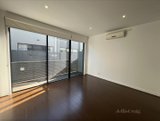 https://images.listonce.com.au/custom/160x/listings/3-stan-street-clifton-hill-vic-3068/197/01722197_img_08.jpg?O6vZ41EBwX4