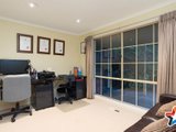 https://images.listonce.com.au/custom/160x/listings/3-stratheden-place-mooroolbark-vic-3138/695/01524695_img_13.jpg?KnvpEXca6a4