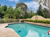 https://images.listonce.com.au/custom/160x/listings/3-stratheden-place-mooroolbark-vic-3138/695/01524695_img_19.jpg?yh80u-EbCzM