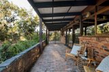 https://images.listonce.com.au/custom/160x/listings/3-stringybark-road-eltham-vic-3095/558/01365558_img_05.jpg?1QiH6JoTJkc