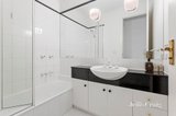 https://images.listonce.com.au/custom/160x/listings/3-strode-st-richmond-vic-3121/887/01716887_img_09.jpg?f8rrHCDmjqY
