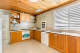 https://images.listonce.com.au/custom/160x/listings/3-sullivans-road-woodend-vic-3442/729/01897729_img_03.jpg?haXrWBscxv0