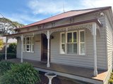 https://images.listonce.com.au/custom/160x/listings/3-sullivans-road-woodend-vic-3442/729/01897729_img_08.jpg?xKVb3ZauUNQ